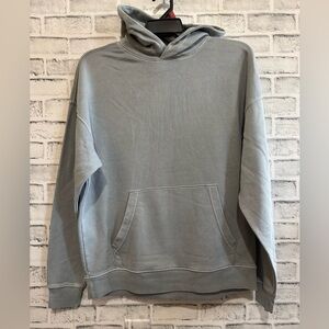 NWT! Men’s buttery soft light blue hooded oversized sweatshirt Medium